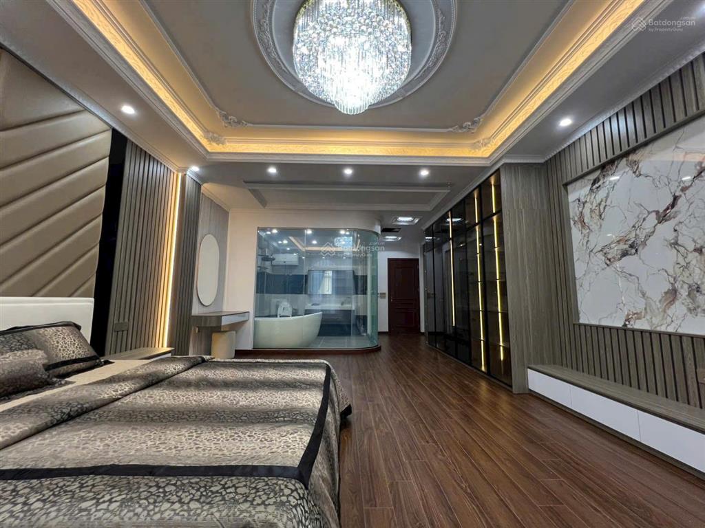 Cần bán nhà đẹp xuất sắc tại sài đồng, giá 19,5 tỷ, dt 65 m2 x5,5 tầng thang máy