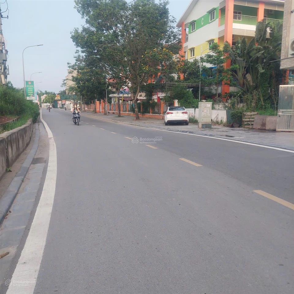 Bán đất tặng nhà mặt đê phúc lợi, dt 315m², mt 12,3m phường phúc lợi, quận long biên.