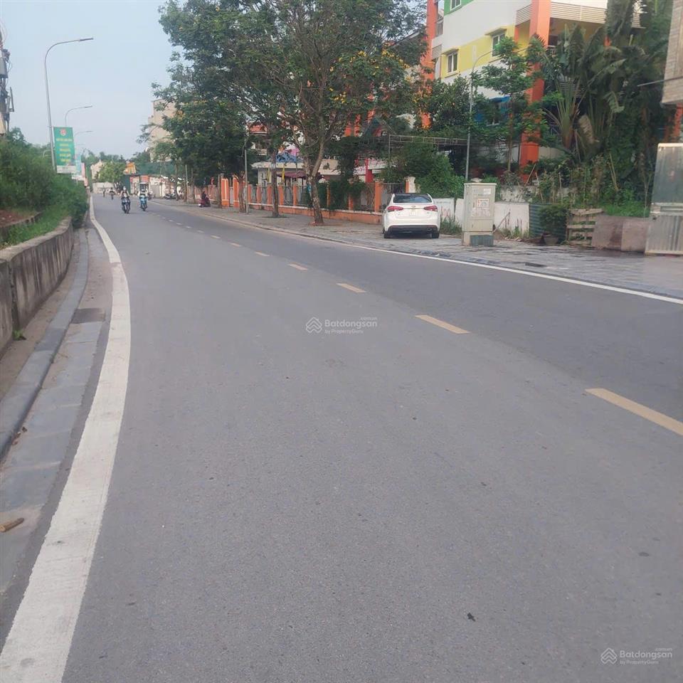 Cần bán đất tặng nhà mặt đê phúc lợi, dt 315m2, mt 12,3m phường phúc lợi, quận long biên.