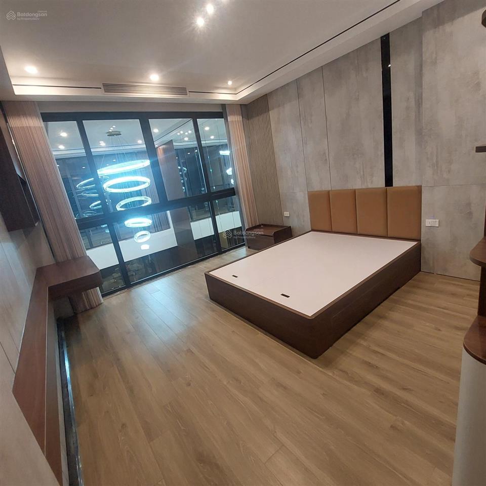 Bán nhà ngô gia tự 96m2 phường việt hưng  vũ đức thận  đẳng cấp lô góc  7 tầng thang máy