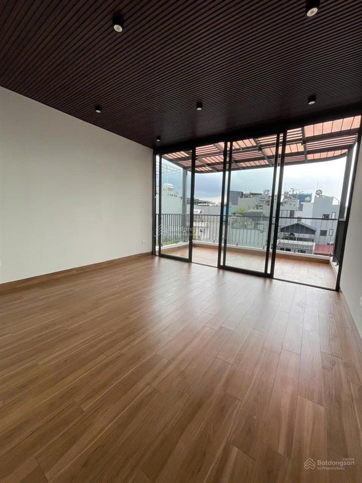 Cần bán nhà căn góc khu tđc ngọc thuỵ sát hồ điều hoà 7 hecta long biên  cạnh 3 công viên lớn