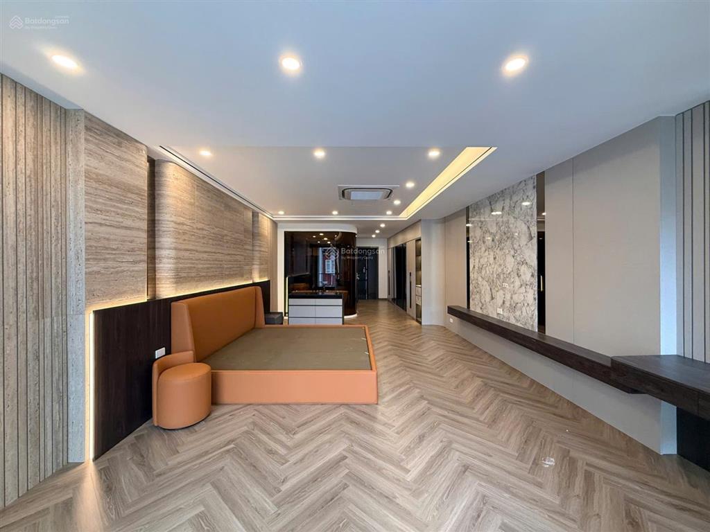 Bán nhà dt 90m x6 tầng thang máy tại ngọc thụy nay là phường bồ dề long biên hà nội, giá 29 tỷ