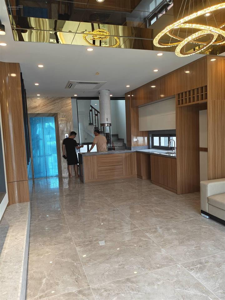 Cần bán nhà khu tđc ngọc thuỵ dt 40m2 sát hồ điều hoà 7 hecta long biên  cạnh 3 công viên lớn