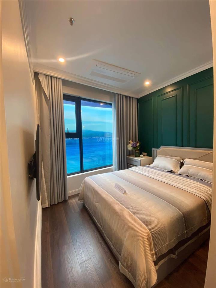 Quỹ căn nội bộ..!! giá cực rẻ..! 3pn tầng cao view trực diện biển chỉ 70tr/m2