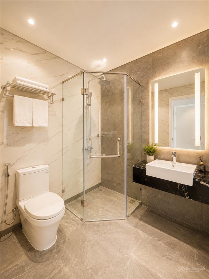 Sang nhượng căn hộ 2 phòng ngủ full nội thất