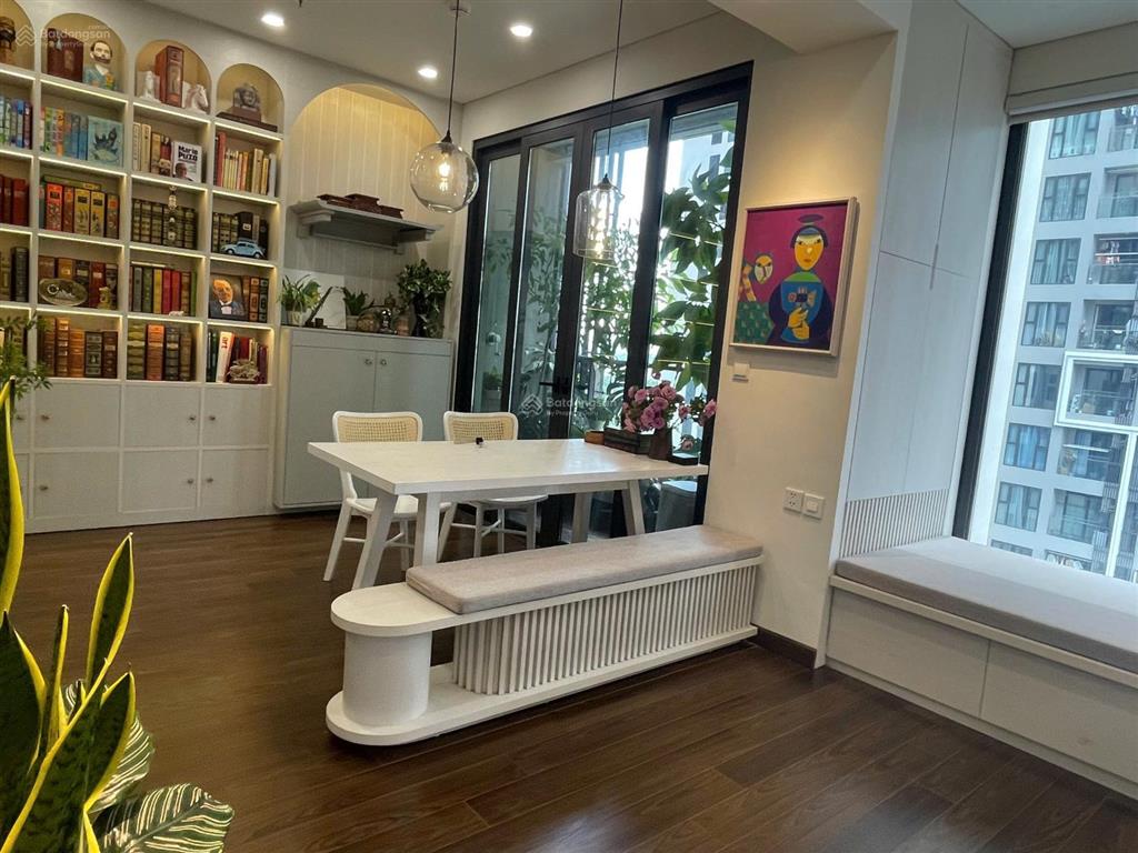 Chính chủ cần bán căn 2pn+1 dt 63m2 full nội thất, view nội khu tòa d masteri west hieghts