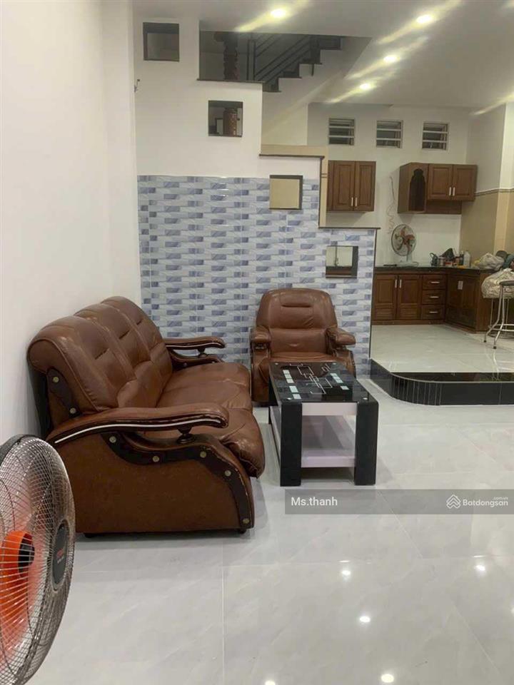 Mặt tiền giá khan hiếm, ngang chuẩn 4,2mx10m, khuôn đất đẹp, 6 tầng, khu phùng văn cung, phú nhuận