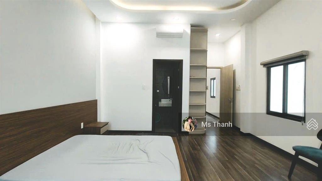 Dòng tiền 60 triệu/tháng, nh 10m x 16m, 5 tầng, ngay khu phố ẩm thực phan xích long