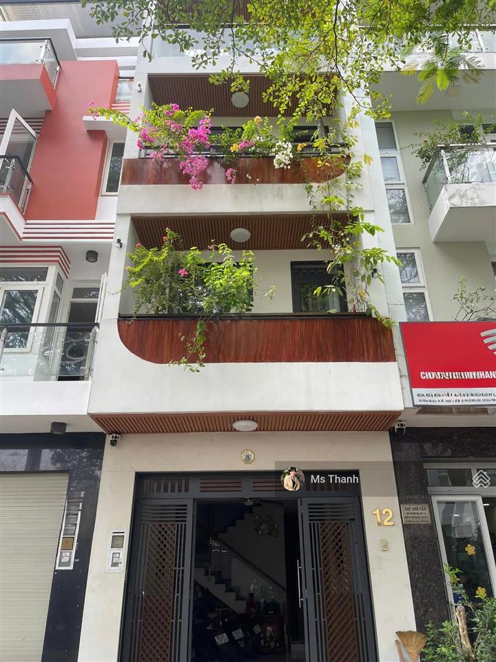 Mặt tiền p. phú nhuận, ngang chuẩn đẹp 5m x 15m, vuông vức, 4 tầng btct, sẵn dòng tiền 60tr/tháng