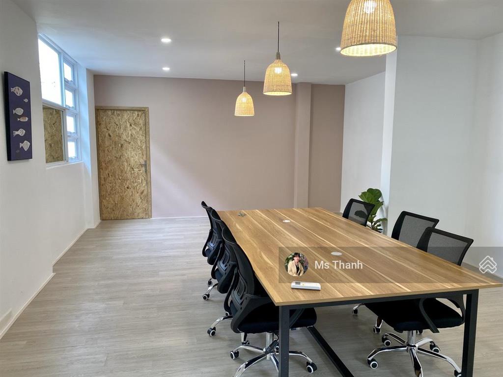 Tòa mặt tiền ngã 4 nguyễn văn trỗi, hầm, 8 tầng thang máy, 4,8m x 19m, dòng tiền 140 triệu/tháng