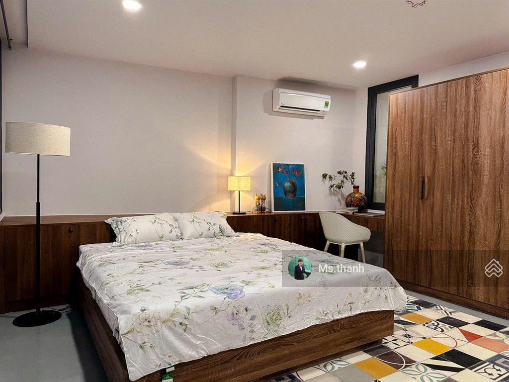 Hẻm xe tải 7m, ngang to 7,5m x 14m, 4 tầng đúc, sẵn dòng tiền 45 triệu/tháng, gần ngã 4 phú nhuận