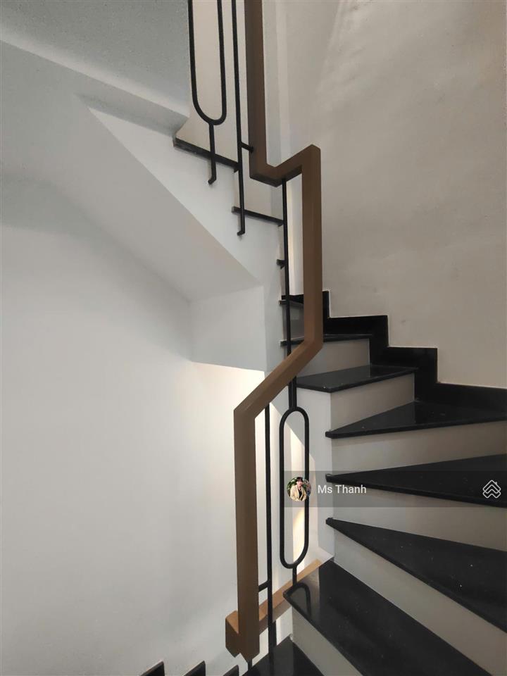 Mặt tiền ngang hiếm 6m x 10m, vuông đẹp, sát nguyễn văn trỗi, 4 tầng, cho thuê 50 triệu/tháng