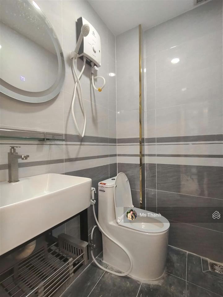 Mặt tiền ngang hiếm 6m x 10m, vuông đẹp, sát nguyễn văn trỗi, 4 tầng, cho thuê 50 triệu/tháng