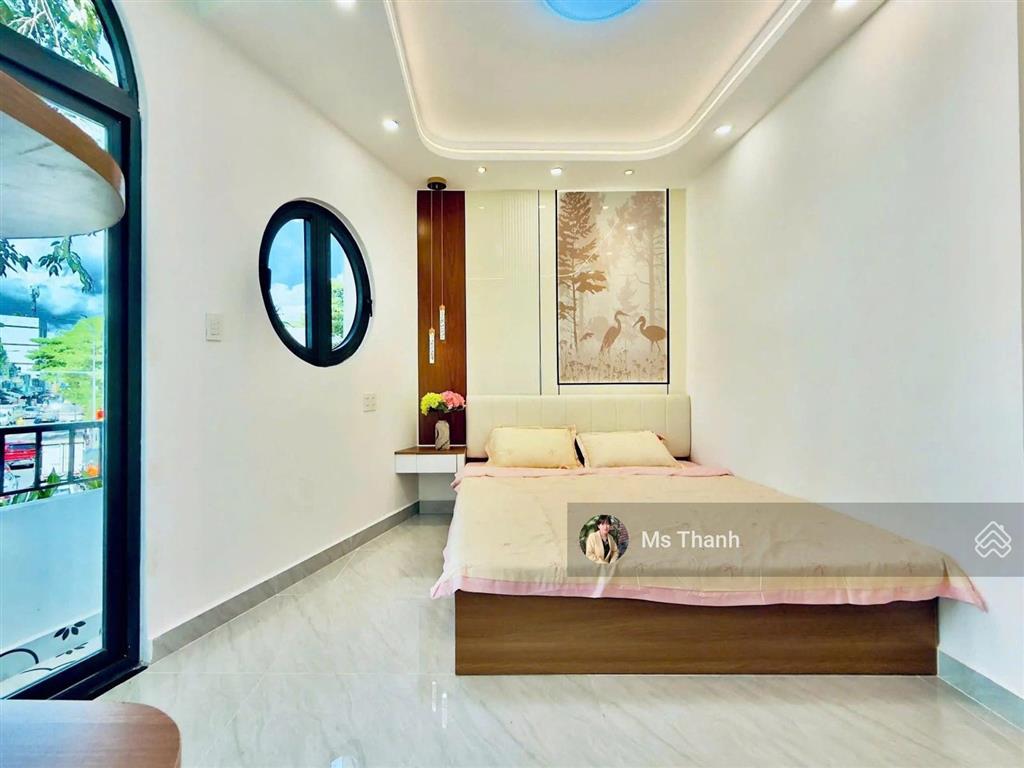 Cách 1 căn ra mt. nhà đẹp, ngang to 8mx7m, nở hậu 10m, 4 tầng, đang cho thuê 25 triệu/tháng