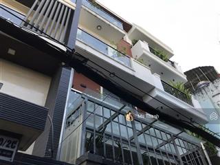 Nhà đẹp, ngang hiếm, khuôn đất đẹp vuông, 5mx8m, 4 tầng, ngay ngã 4 phố thời trang lê văn sỹ q.3
