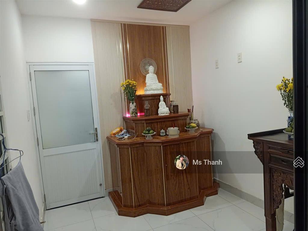 Hẻm 1 trục 6m, cách 5 căn ra mặt tiền, ngang hiếm 6mx14m, xd 5 tầng, ngay khu cx đô thành.