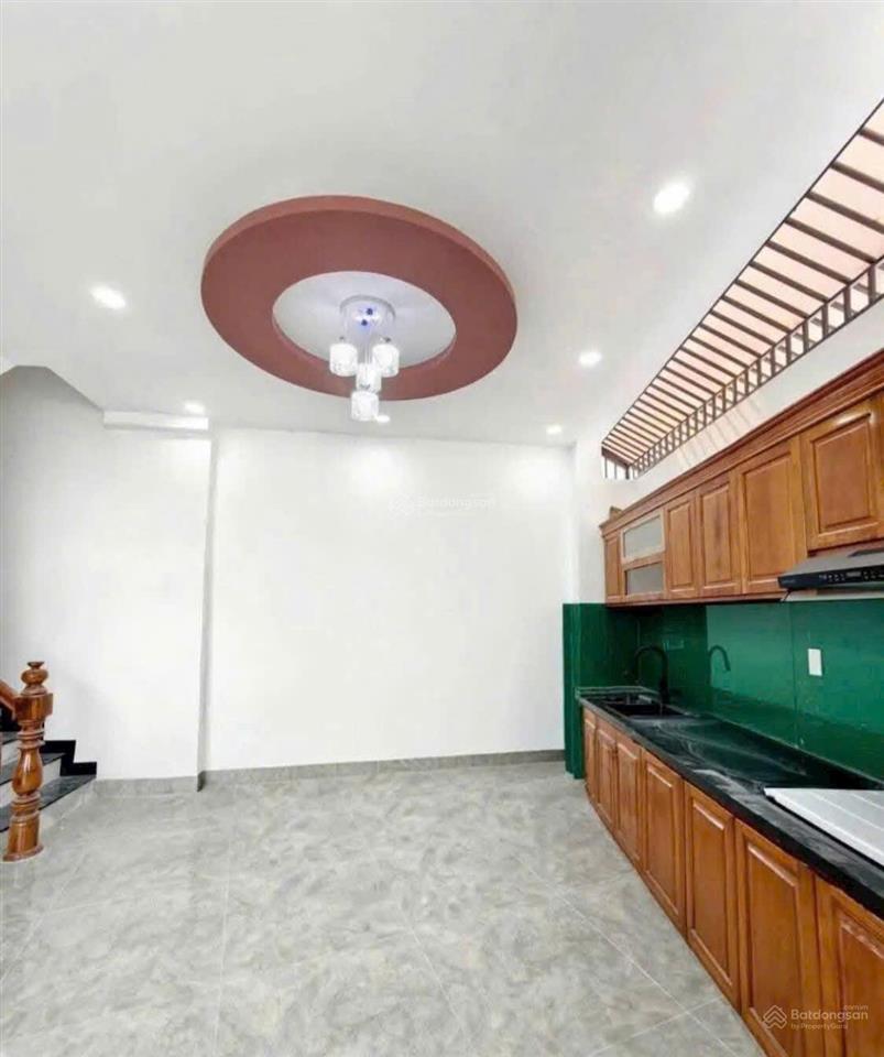 Nhà góc 3 tầng đường ô tô phước long, nam nha trang 4pn, gần chợ trường học, giá 4.7 tỷ