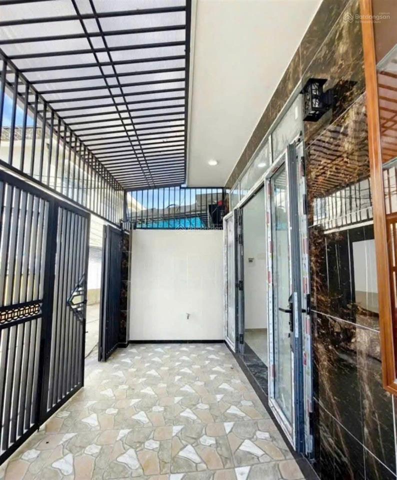 Nhà góc 3 tầng đường ô tô phước long, nam nha trang 4pn, gần chợ trường học, giá 4.7 tỷ