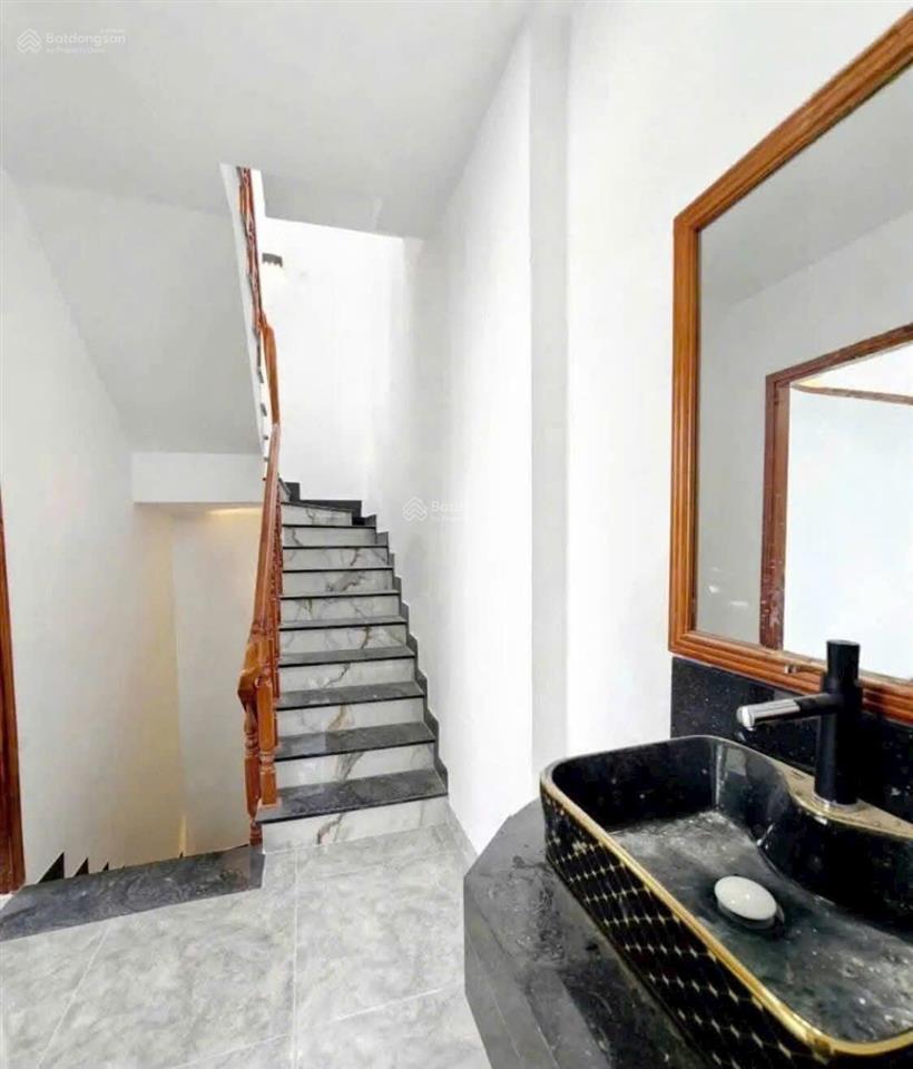 Nhà góc 3 tầng đường ô tô phước long, nam nha trang 4pn, gần chợ trường học, giá 4.7 tỷ