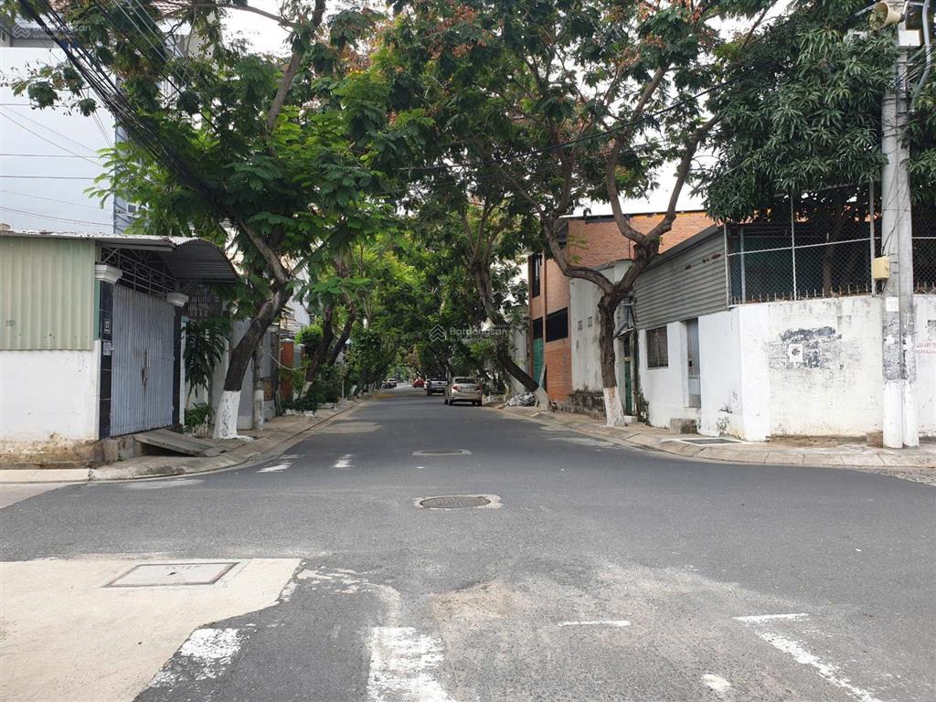 Bán lô đất 2 mặt tiền phù hợp xây khách sạn, kinh doanh tại dương hiến quyền, nha trang