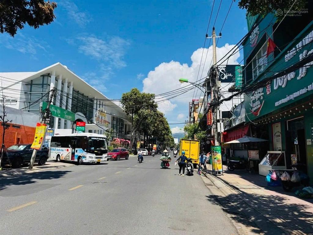 Bán lô đất đẹp nhà 2 mặt tiền đường nguyễn thị minh khai tttp nha trang giá tốt, hiện cho thuê tốt