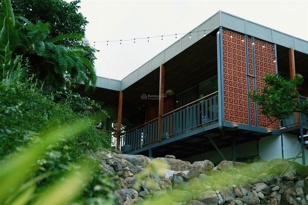 Bán đất 2 mặt tiền đường sao biển, vĩnh hải, nha trang, cách biển chỉ 250m