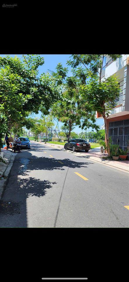Hàng hiếm. bán nhà có sổ đỏ chính chủ ngay trung tâm thành phố nha trang  kđt lê hồng phong 2