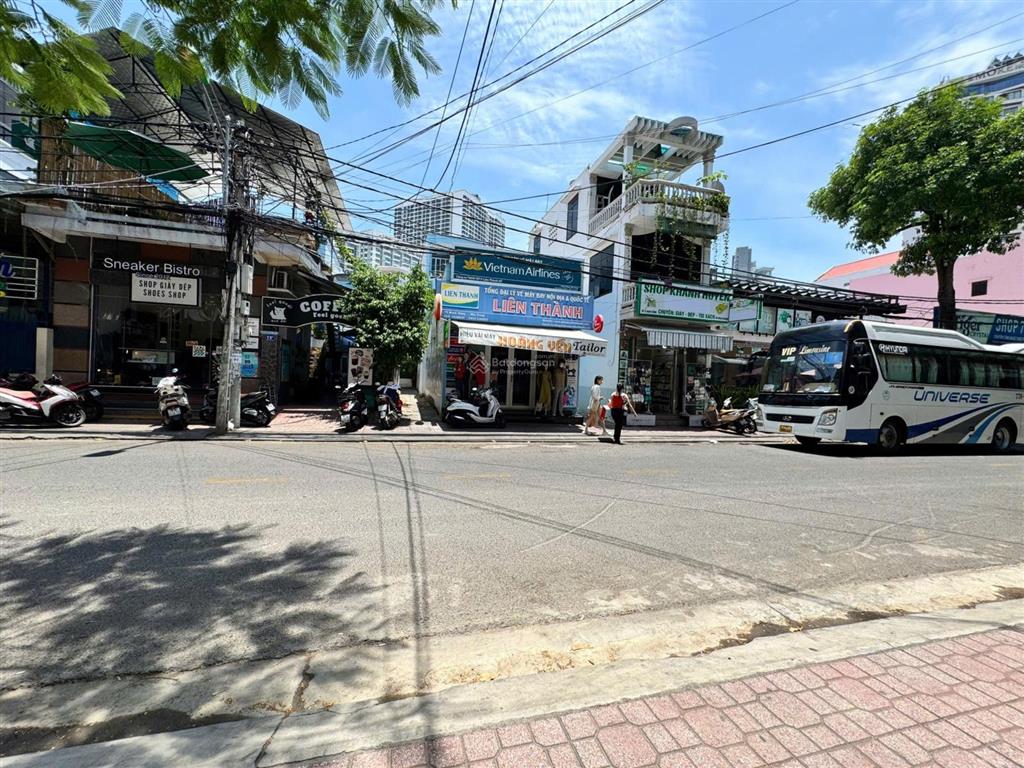 Cần bán căn góc bạch đằng đoạn gần tô hiến thành, gần sát biển, ngay khu phố tây tp nha trang