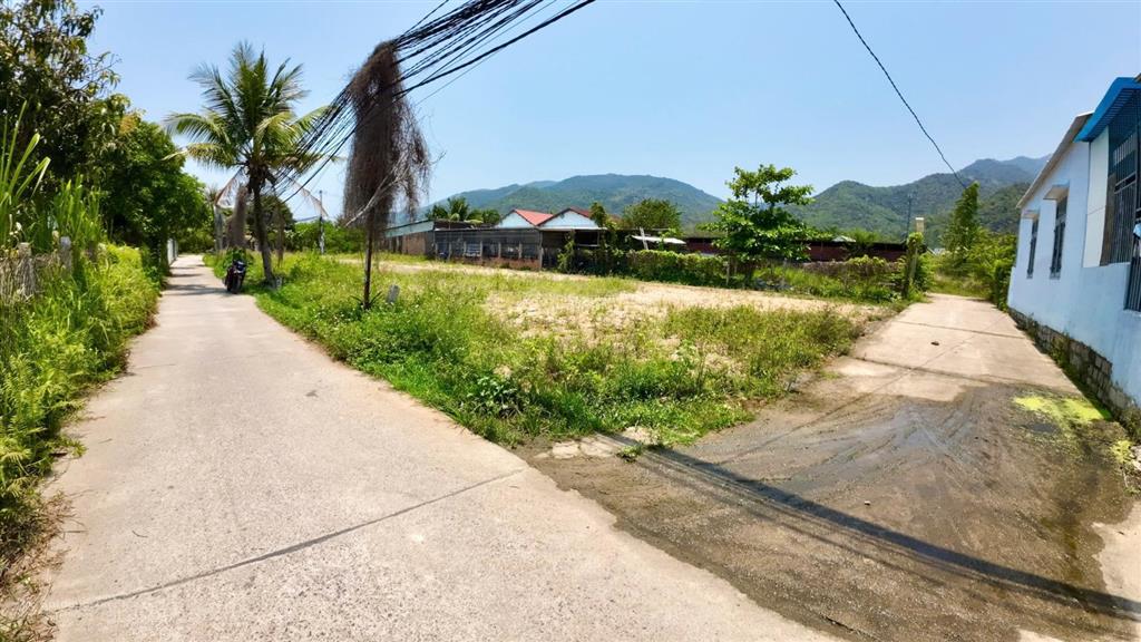 Bán lô đất full thổ cư hẻm 6 bình hòa, phường nam nha trang, lô góc 2 mặt