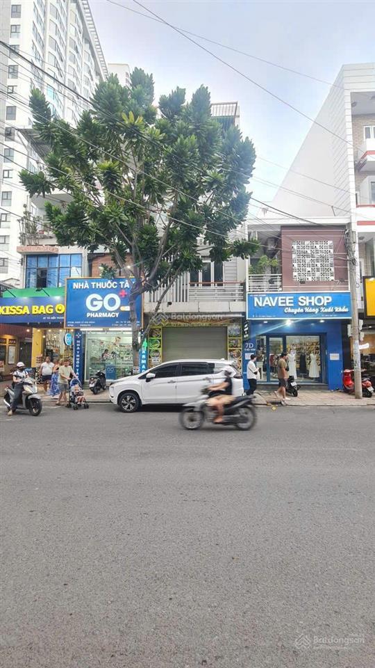 Bán nhà 4 tầng 4pn 4wc, mặt tiền đường tô hiến thành, gần biển giá 26 tỷ