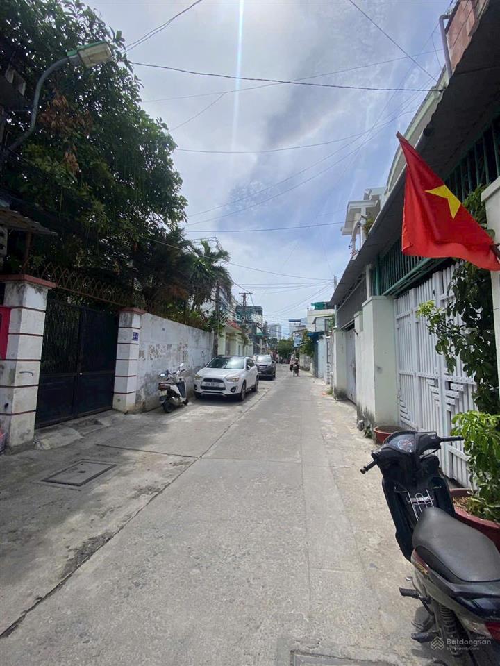 Bán nhà trung tâm trần thị tính khu bàn cờ nha trang ngang 10m rất đẹp, mát mẻ, nhà 3 tầng 7pn, 2wc