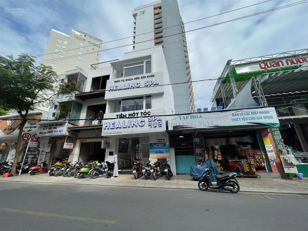 Bán nhà 3 tầng đường bạch đằng  trung tâm phố hàn, nha trang, vị trí vip kinh doanh sầm uất