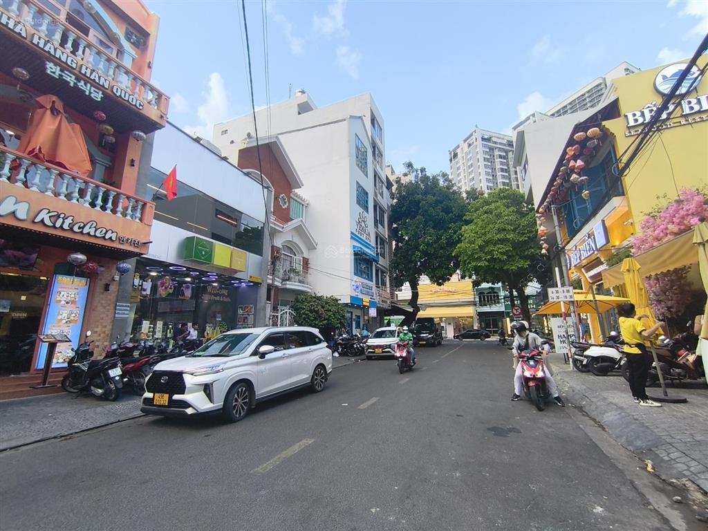 Bán nhà 2 tầng đường ngô đức kế, trung tâm phố hàn, cạnh chợ xóm mới nha trang