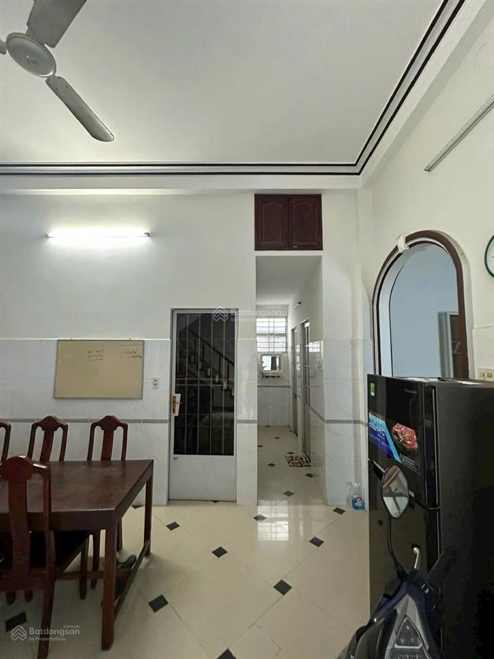 Bán nhà trung tâm 3 tầng 7pn, 2wc ngay trần thị tính khu bàn cờ nha trang ngang 10m