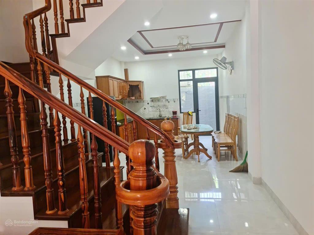 Bán nhà 3.5 tầng kđt hà quang 2 đầy đủ nội thất, ngay công viên giá 7,2 tỷ