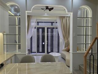 Bán nhà 4 tầng kiên cố ngay trung tâm tp nha trang, gần sát biển, sổ hồng đầy đủ giá rẻ chỉ 4.95 tỷ
