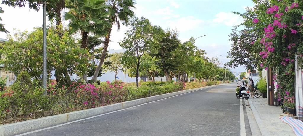 Hạ giá bán nhanh lô góc vip 3 mặt tiền trục đường chính gói 7 mỹ gia chỉ còn 55tr/m