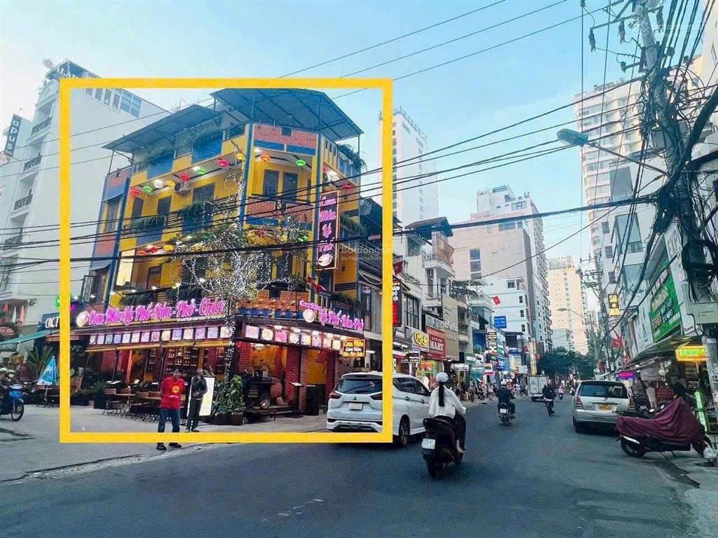Bán căn góc 2 mặt tiền hùng vương phố tây nha trang dòng tiền sẵn 115 triệu/tháng