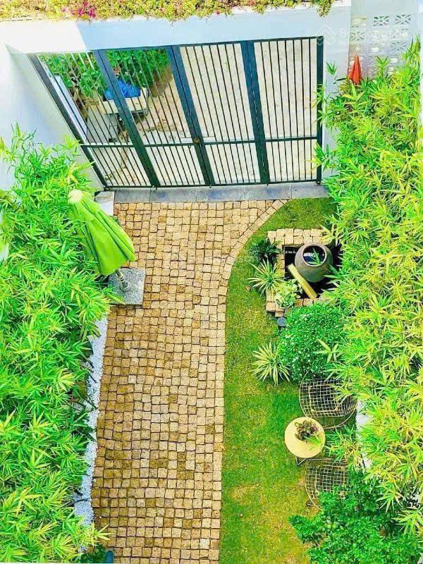 Bán nhà quân trấn (đường 10m), hùng vương, lộc thọ, nha trang gần biển, nhà 3 tầng