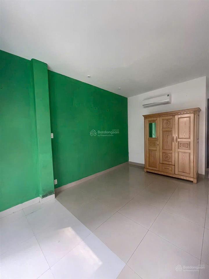 Bán nhà quân trấn (đường 10m), hùng vương, lộc thọ, nha trang gần biển, nhà 3 tầng