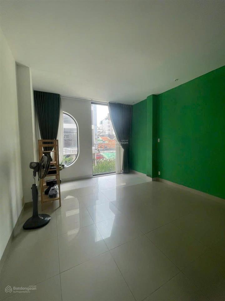 Bán nhà quân trấn (đường 10m), hùng vương, lộc thọ, nha trang gần biển, nhà 3 tầng