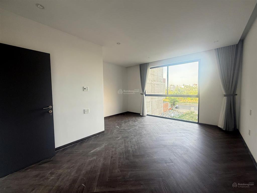 Bán nhà gói 5 kđt mỹ gia  view đối diện công viên, 100m2 giá tốt 8.5 tỷ