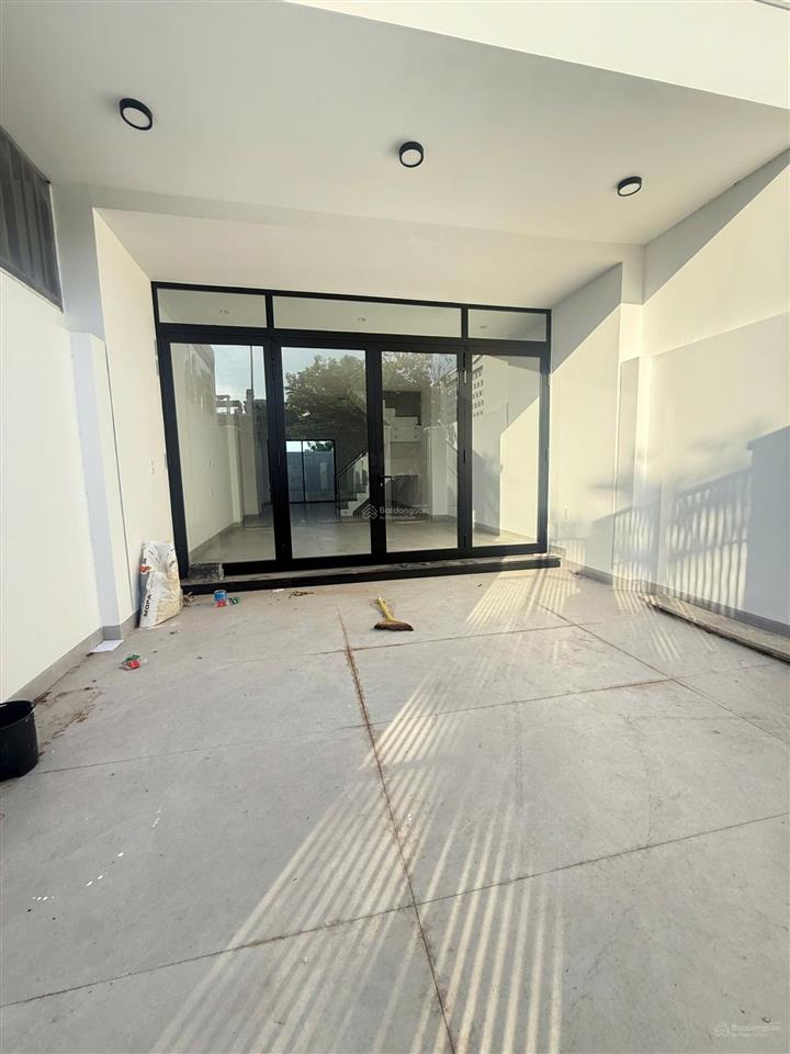 Bán nhà gói 5 kđt mỹ gia  view đối diện công viên, 100m2 giá tốt 8.5 tỷ