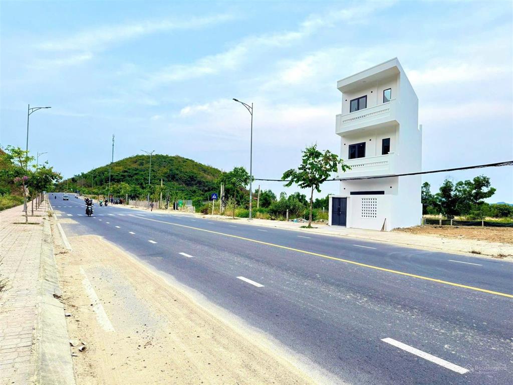 Bán lô đất thổ cư mặt tiền đường phong châu, vĩnh thái, nha trang | bề ngang 7,3m
