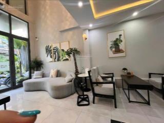 Bán nhà 3 tầng, đường mê linh, ngay sát ngã 3 với đường nguyễn thị minh khai.
