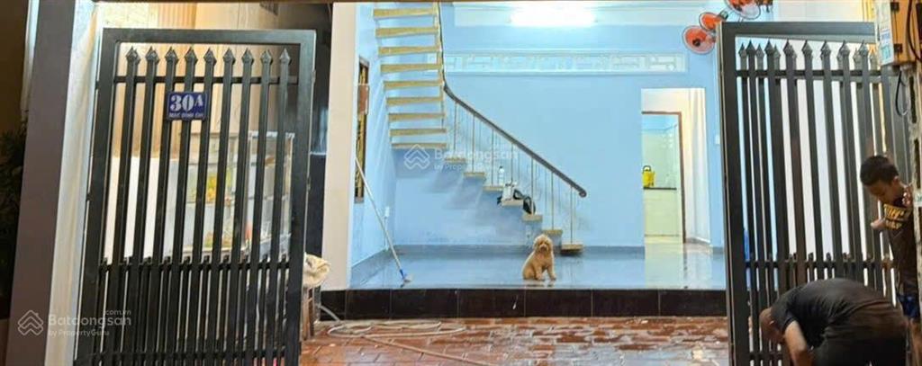 Hạ giá bán nhanh nhà mặt tiền mạc đĩnh chi, nha trang, đang cho thuê tốt 16tr/tháng