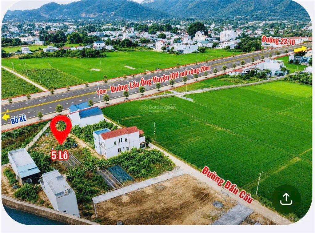 Bán đất 2 mặt tiền phú an nam, diên an, kế bên đường lầu ông huyện đang thi công rộng 20m