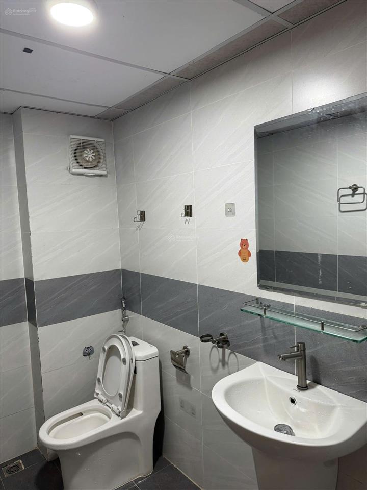 Cho thuê splus căn 2pn, nội thất như tủ bếp, giường, sofa, tủ quần áo. giá tr.  0907 594 ***