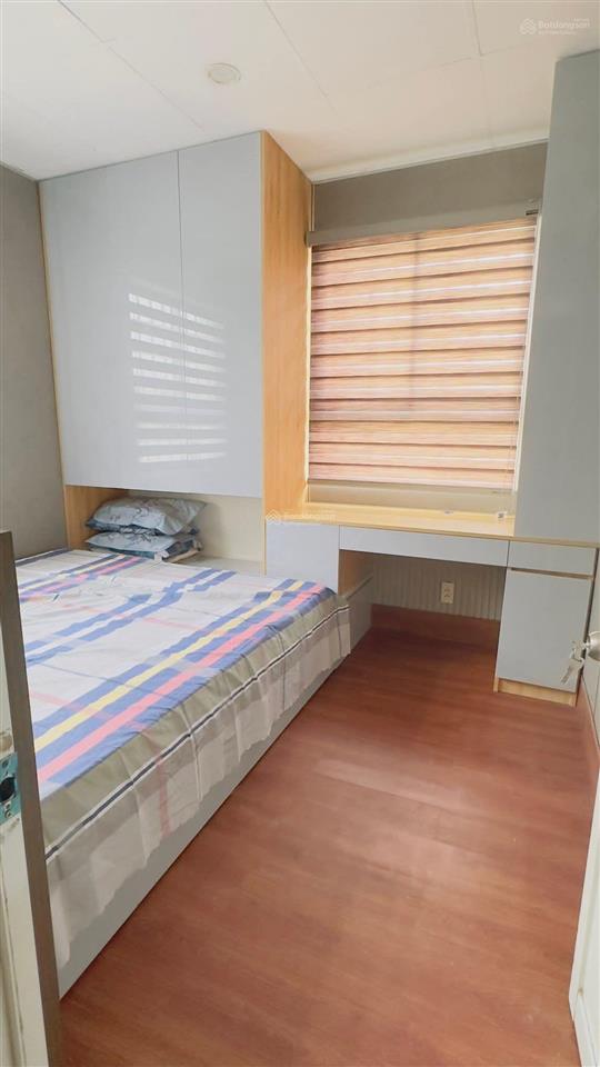 Chính chủ bán nhanh căn hộ becamex vietsing, đầy đủ nội thất. giá 810tr/căn.  0907 594 ***
