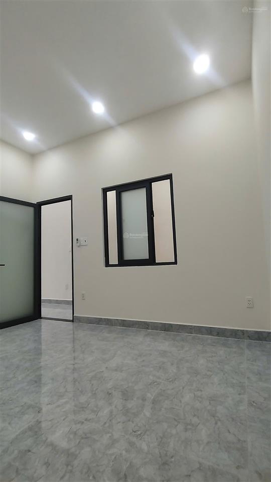 Cần bán nhà 1 tầng đường xe hơi 10m nguyễn văn tạo, nhà bè